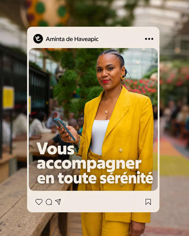 Aminta, fondatrice de Haveapic, sur le terrain à Dakar